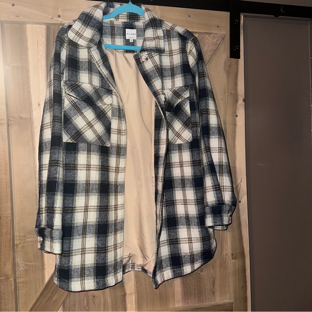 Women’s Large Shacket Plaid‎ Jacket Lined pockets LIKE NEW